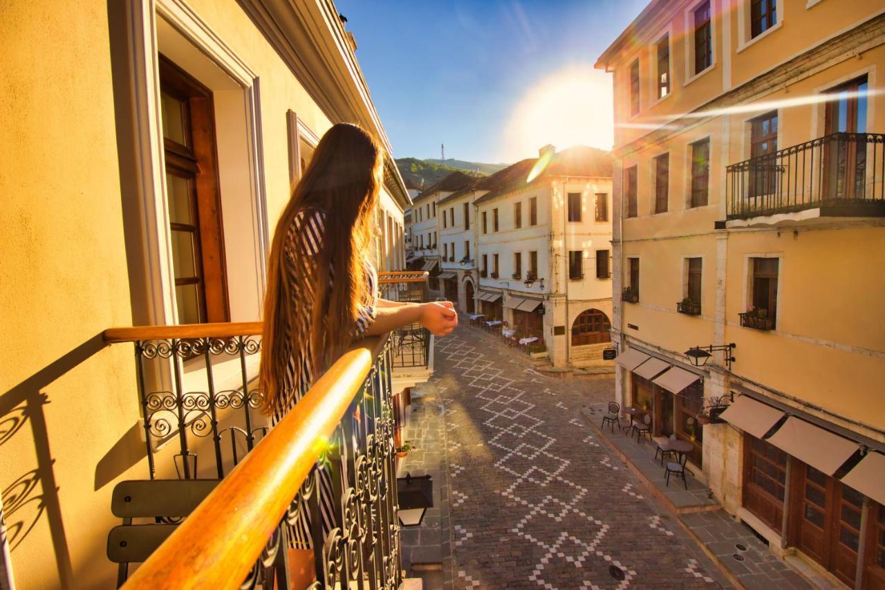 Hotel Argjiro Gjirokastër Buitenkant foto