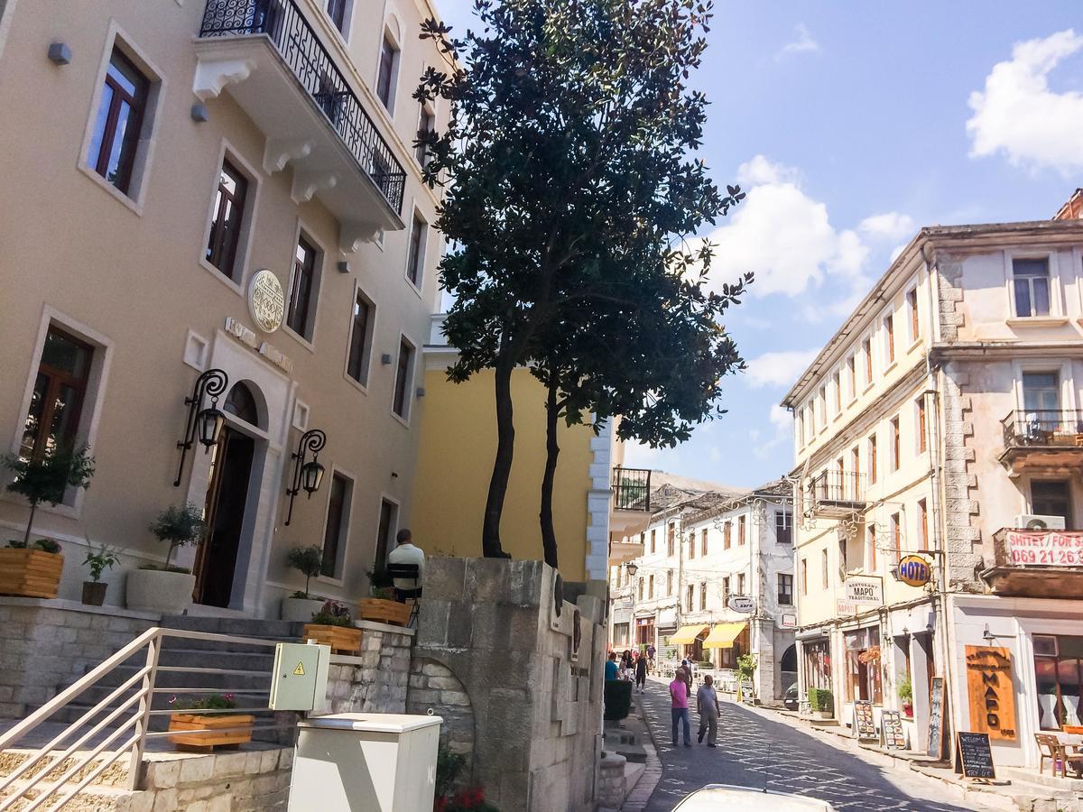 Hotel Argjiro Gjirokastër Buitenkant foto